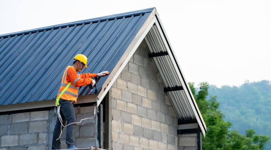 Professional residential roofers in Park City, MT